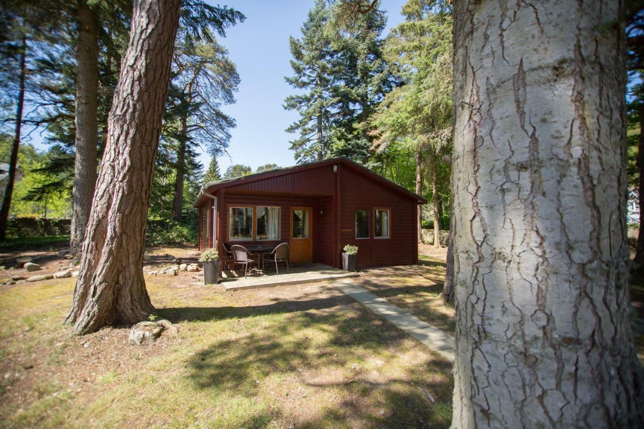 Invercauld Lodges Ballater Bagian luar foto