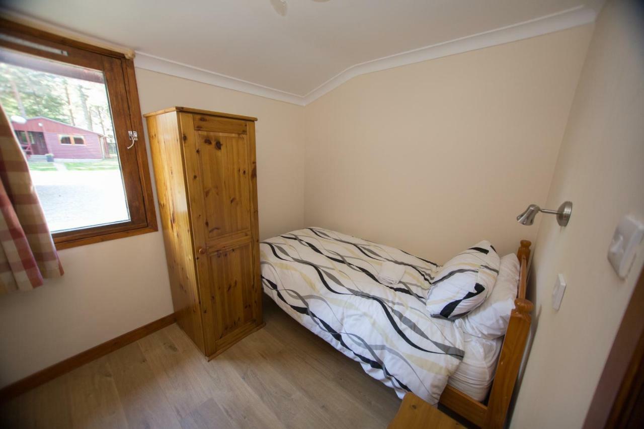 Invercauld Lodges Ballater Bagian luar foto