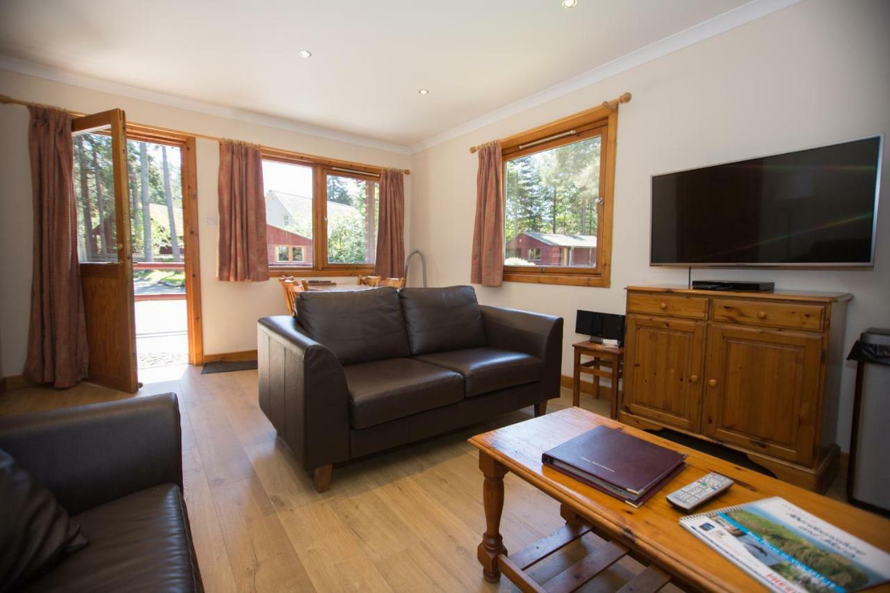 Invercauld Lodges Ballater Bagian luar foto