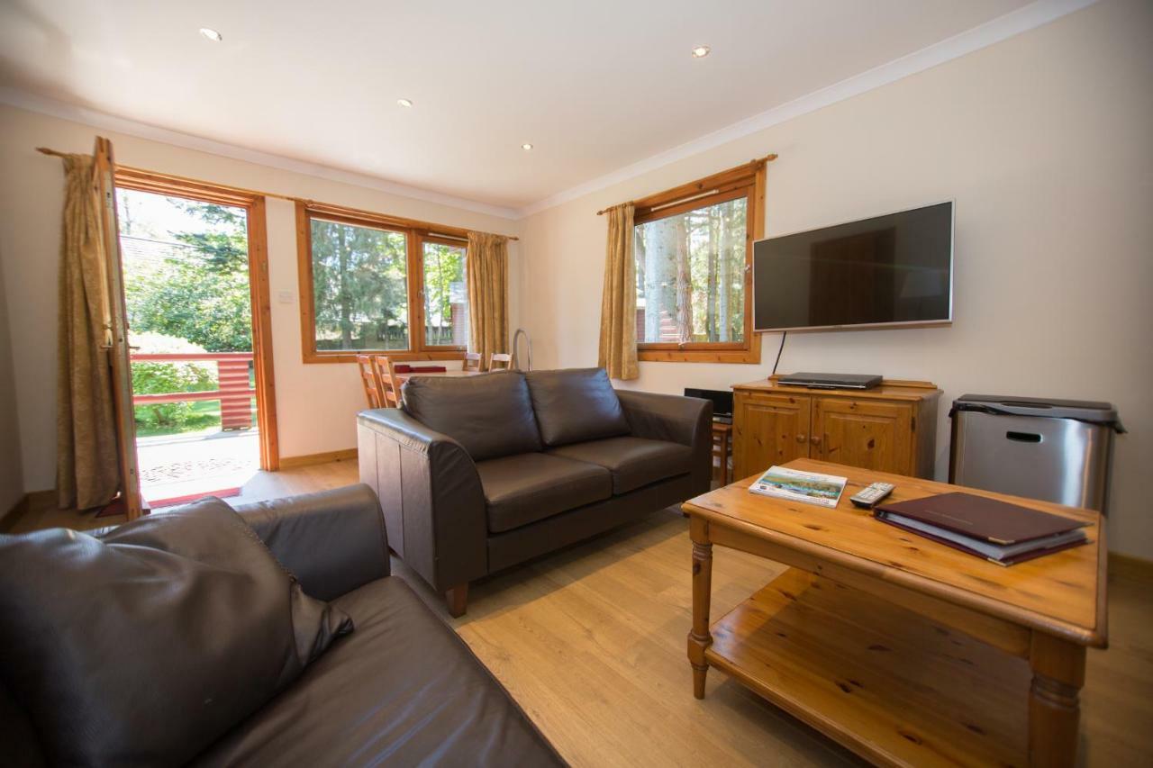 Invercauld Lodges Ballater Bagian luar foto