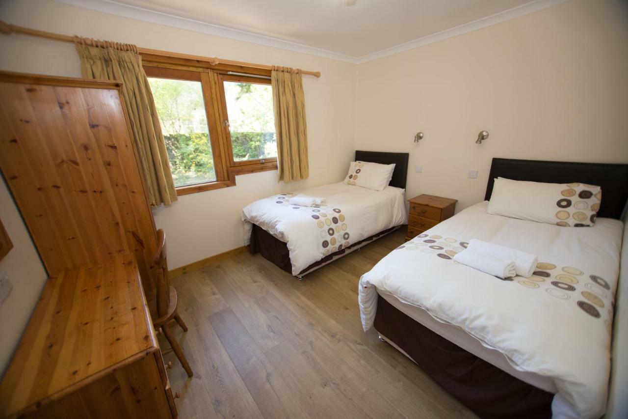 Invercauld Lodges Ballater Bagian luar foto
