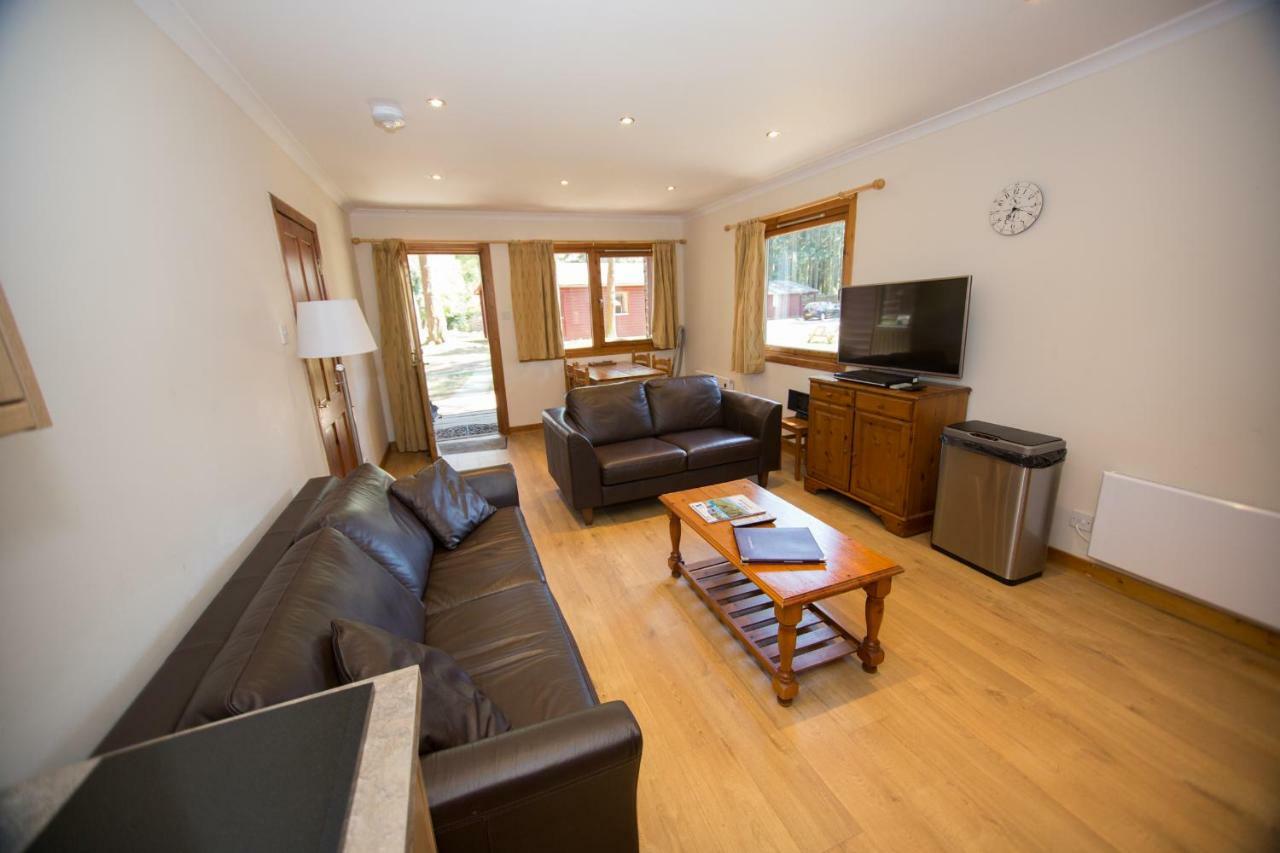 Invercauld Lodges Ballater Bagian luar foto