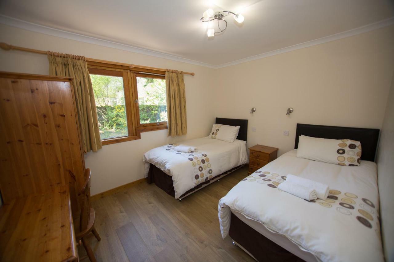 Invercauld Lodges Ballater Bagian luar foto