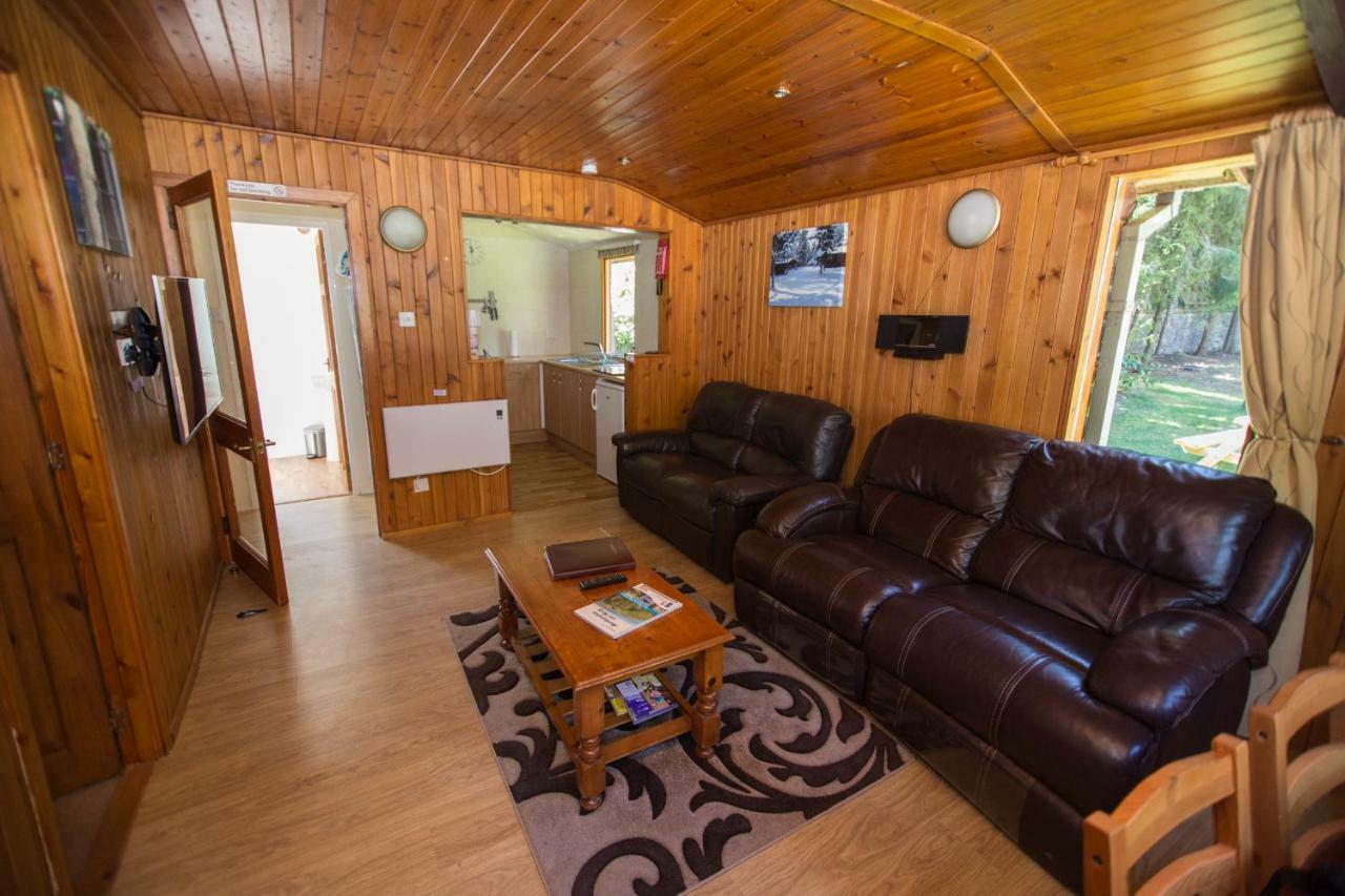 Invercauld Lodges Ballater Bagian luar foto