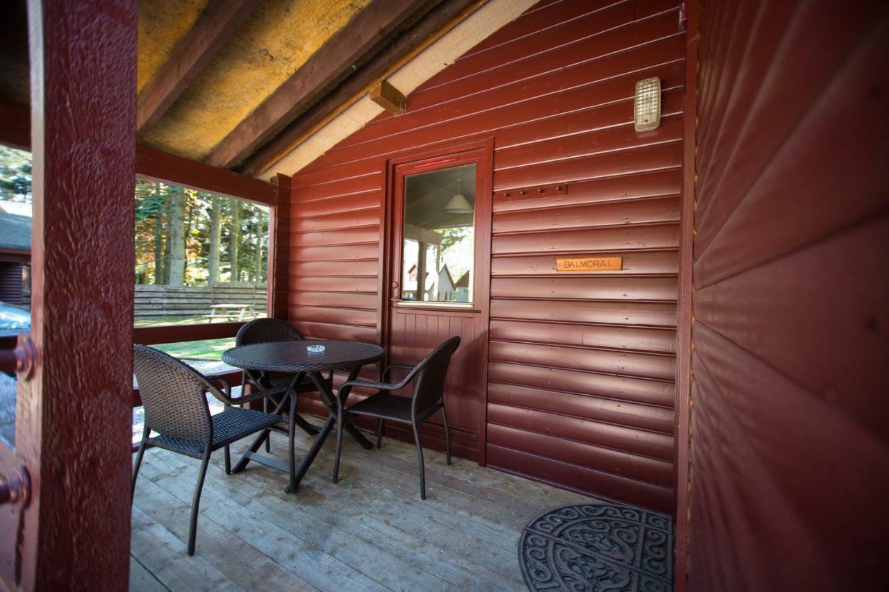 Invercauld Lodges Ballater Bagian luar foto