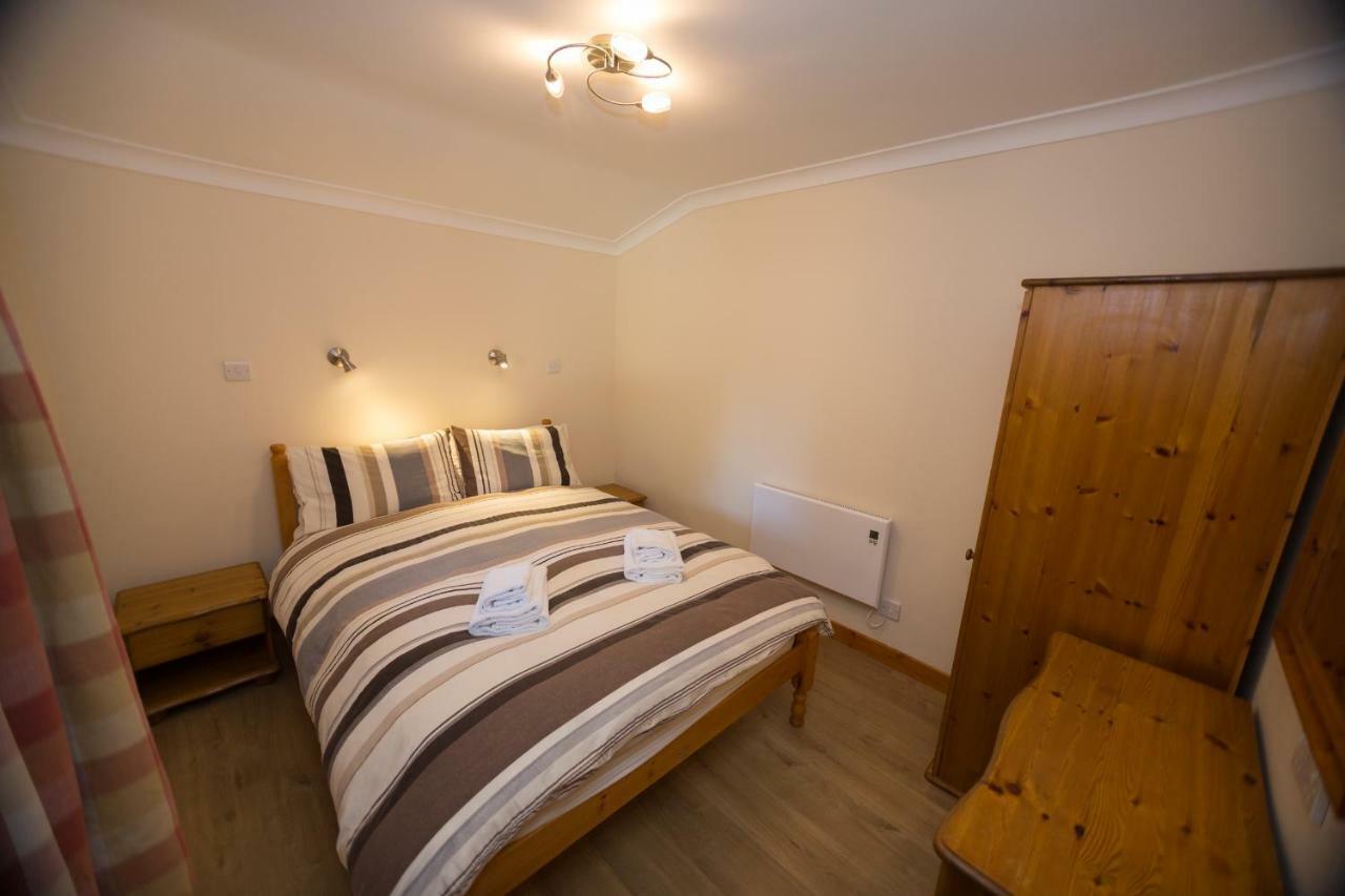 Invercauld Lodges Ballater Bagian luar foto