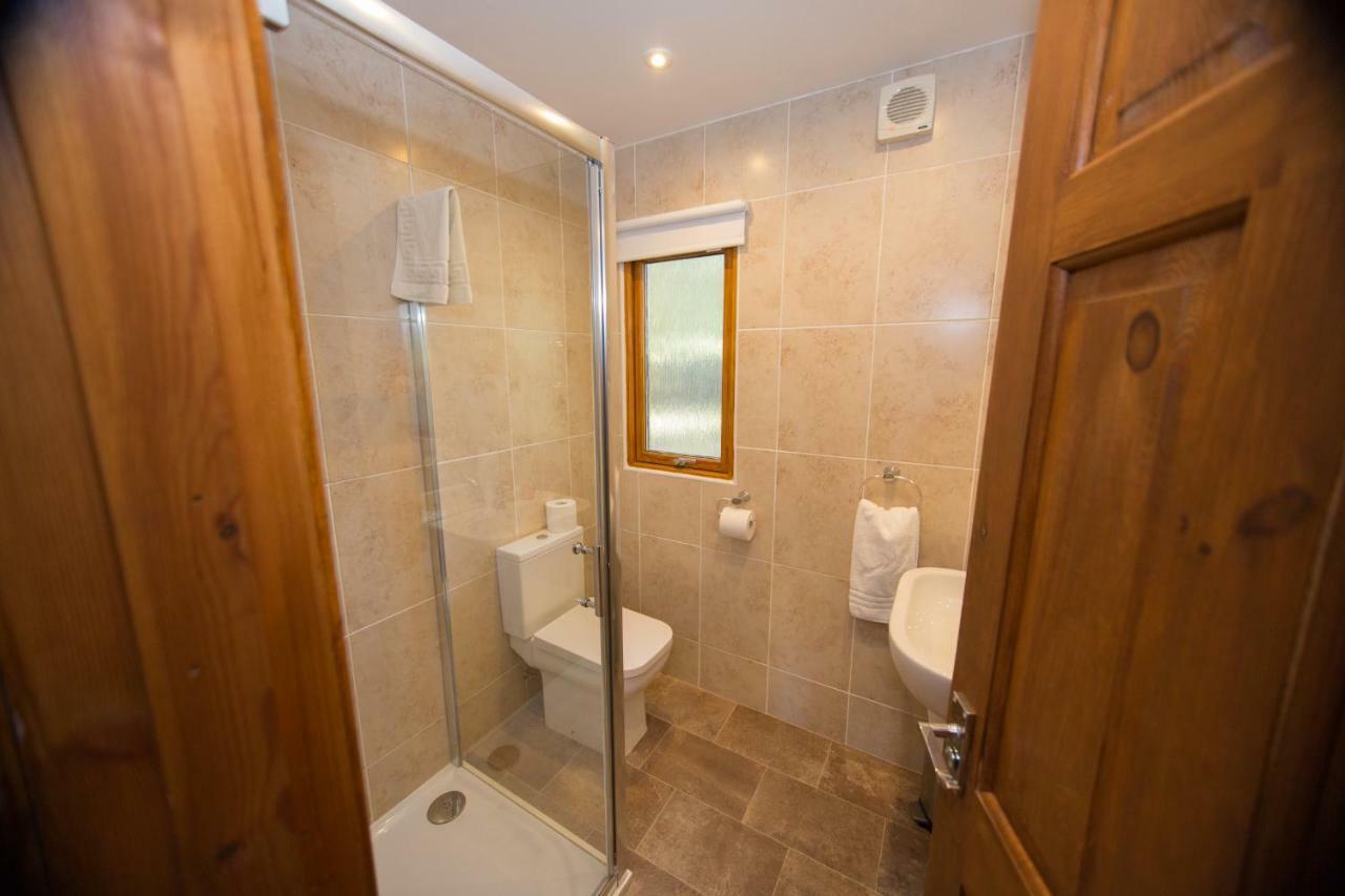 Invercauld Lodges Ballater Bagian luar foto