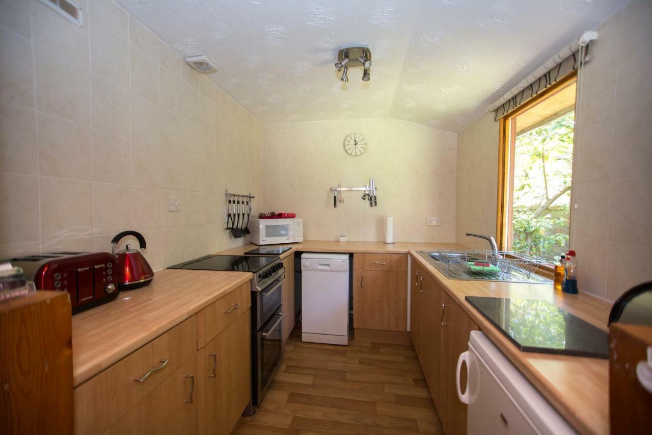 Invercauld Lodges Ballater Bagian luar foto