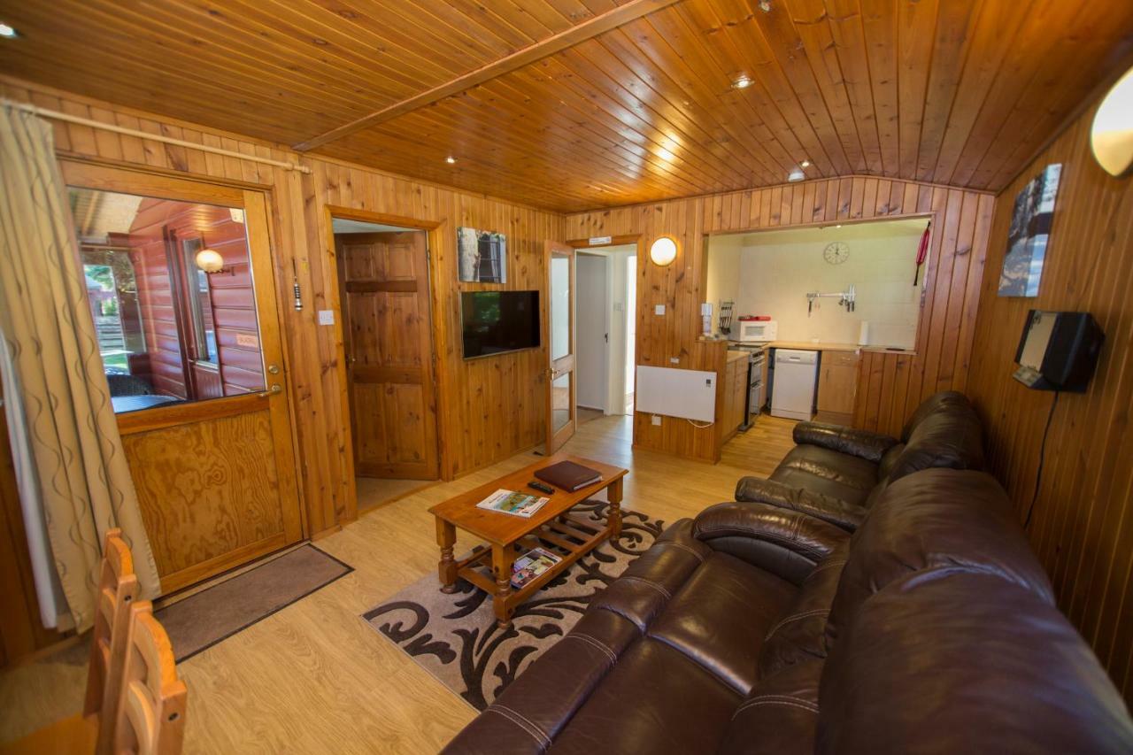 Invercauld Lodges Ballater Bagian luar foto